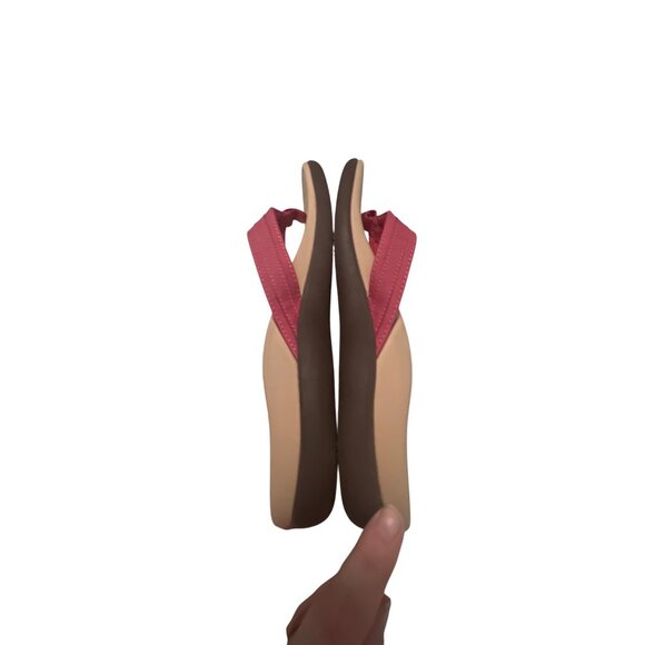 Vionic Womens Size 9 Red Sandals With Buckle Strap & Non-Slip Sole - Picture 6 of 7